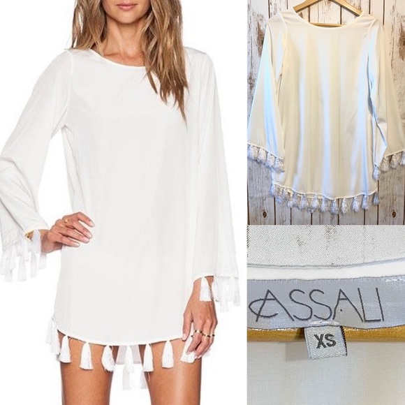 Assali Dresses & Skirts - ASSALI Native dress in white
